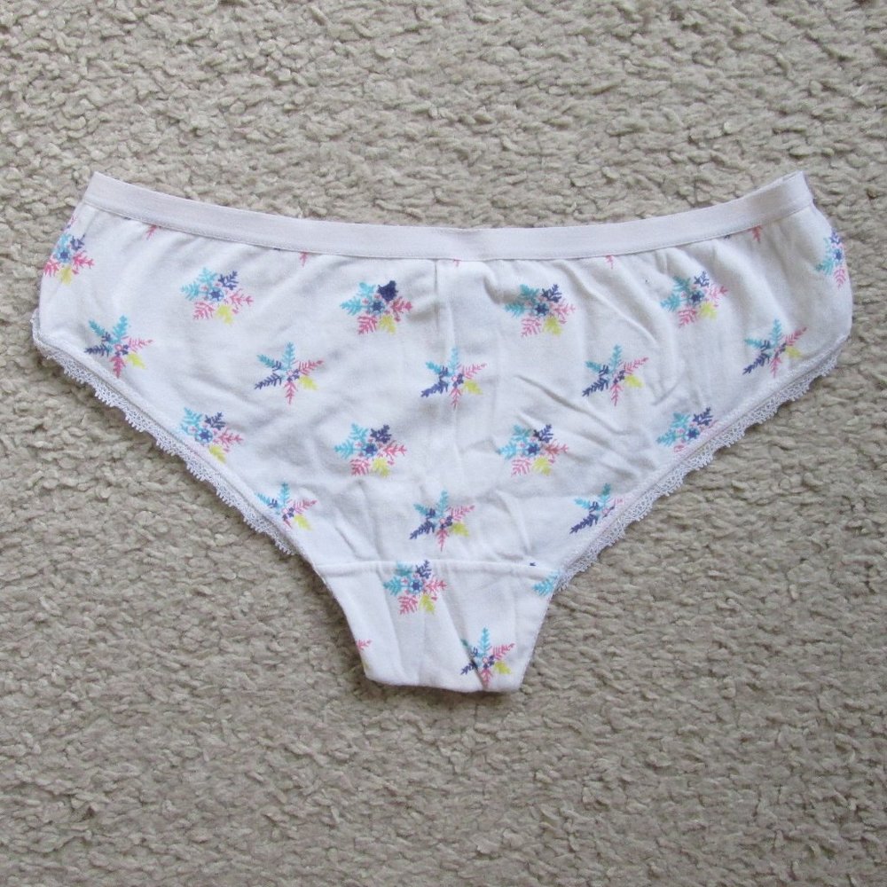 77 KIDS WHITE GIRLS RAINBOW SNOWFLAKE UNDERWEAR SZ XL 14